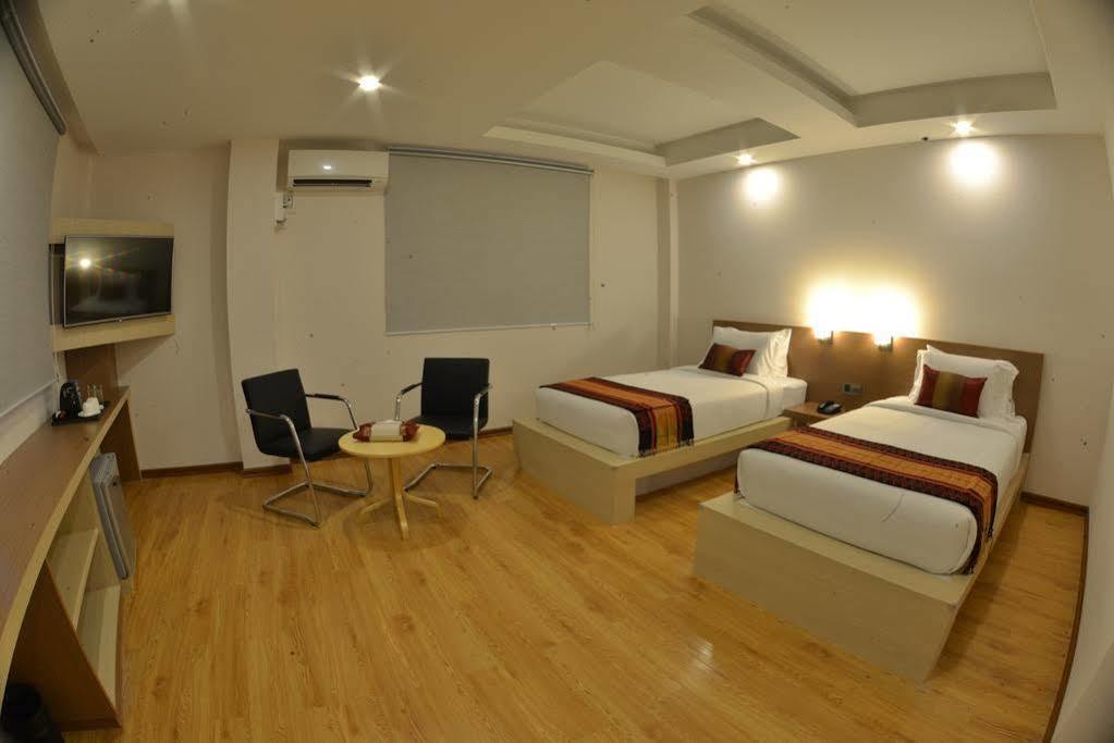 Serene Valley Hotel Yangon Exterior photo